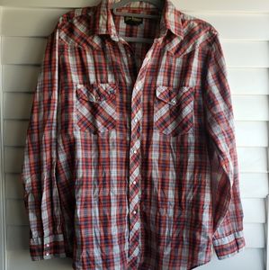 Western style plaid button up shirt